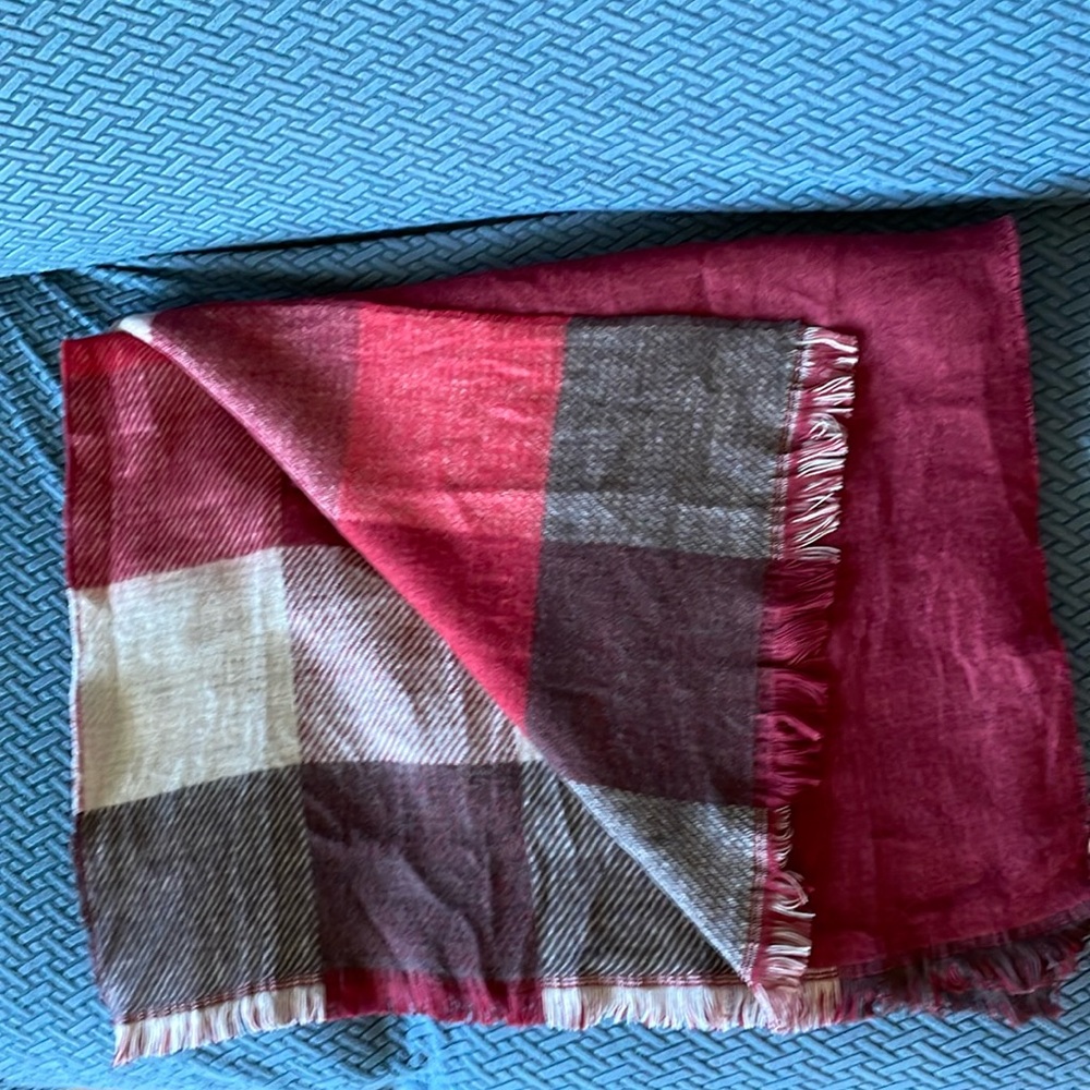 Reversible Sonoma blanket scarf